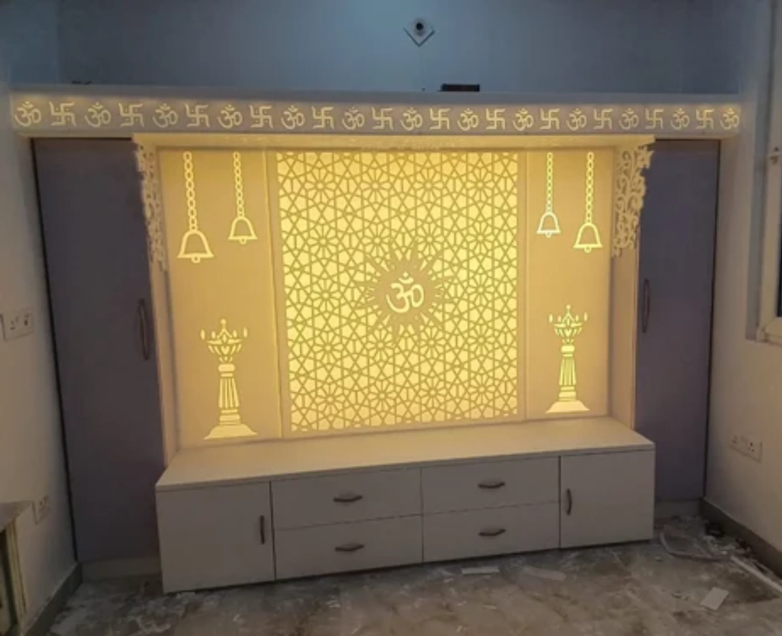 Corian Mandir with Inlay Designs Manufacturers In Delhi - Art Stone​